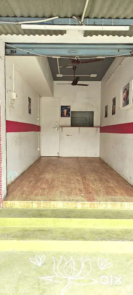 22x18 shop for rent