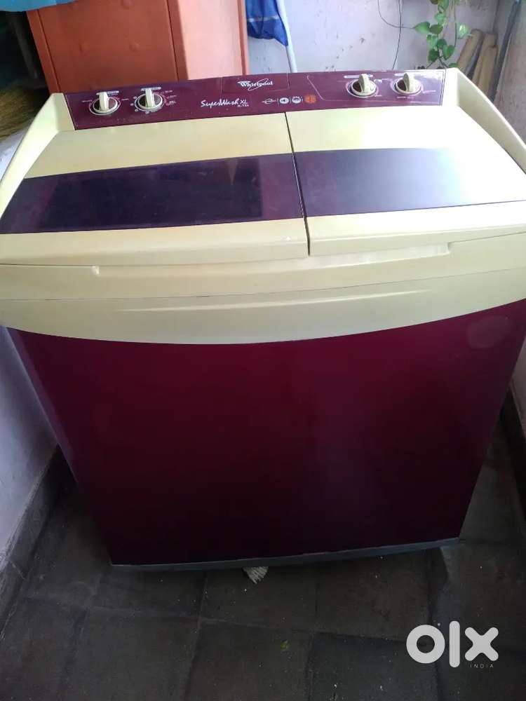 Fully working whirlpool washing machine