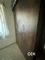 3 door wardrobe