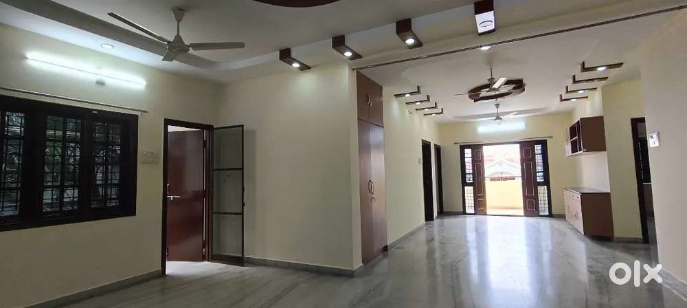 3BHK FOR RENT IN BANJARA HILLS ROAD NO-12 MLA COLONY