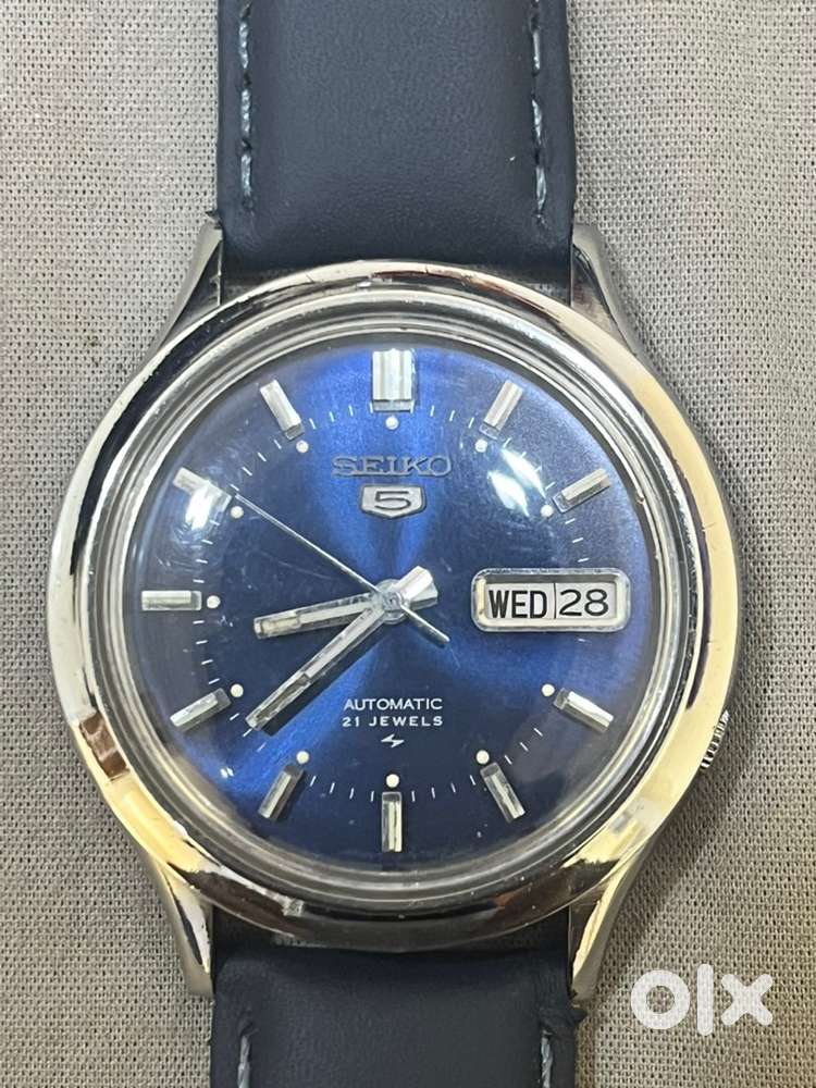 Vintage Automatic/Mechanical movement watches - Urgent selling.