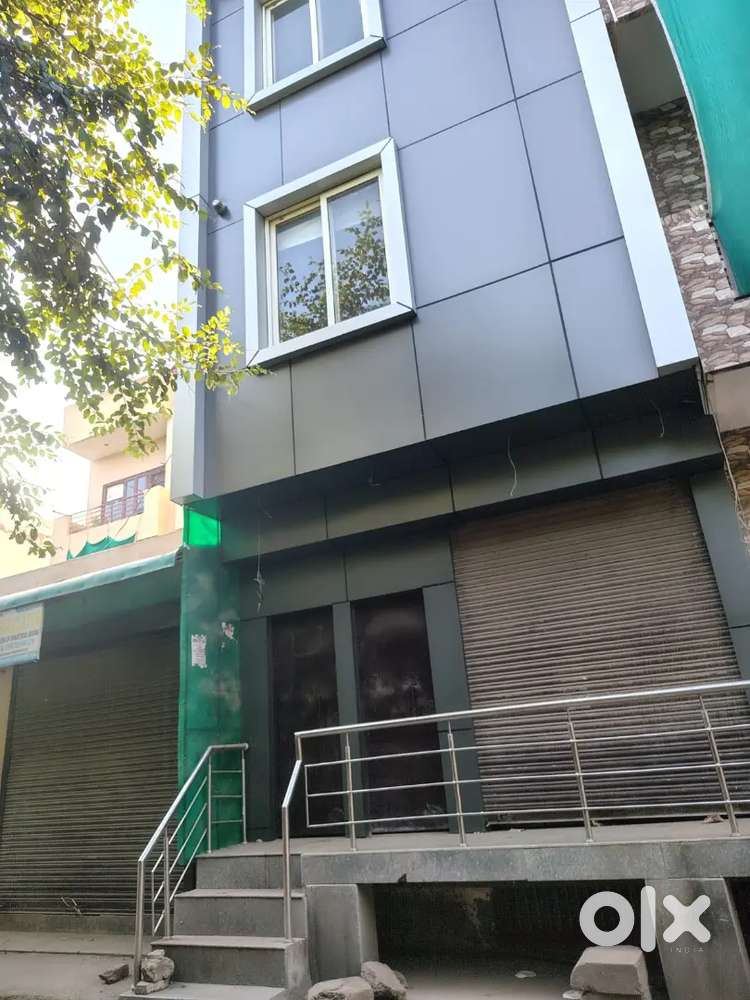 Commercial office space, repair center available in new colony