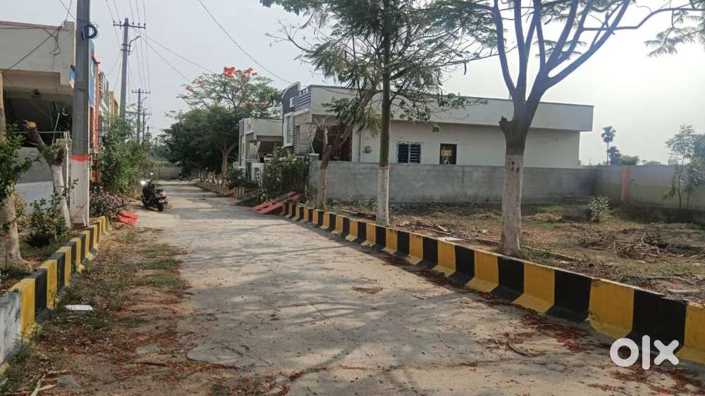100 yds open plot for sale in gated community near pallavi school ecil