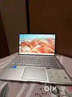 Asus Laptop zen book 13