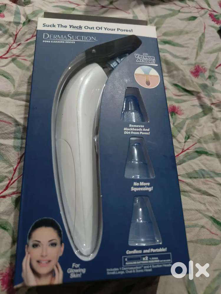 Derma suction pore cleaning device
