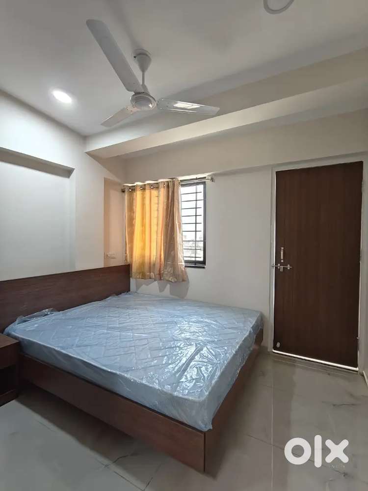Fully Furnished 1Bhk Zero Brokrege Near Vijay Nagar Square Indore