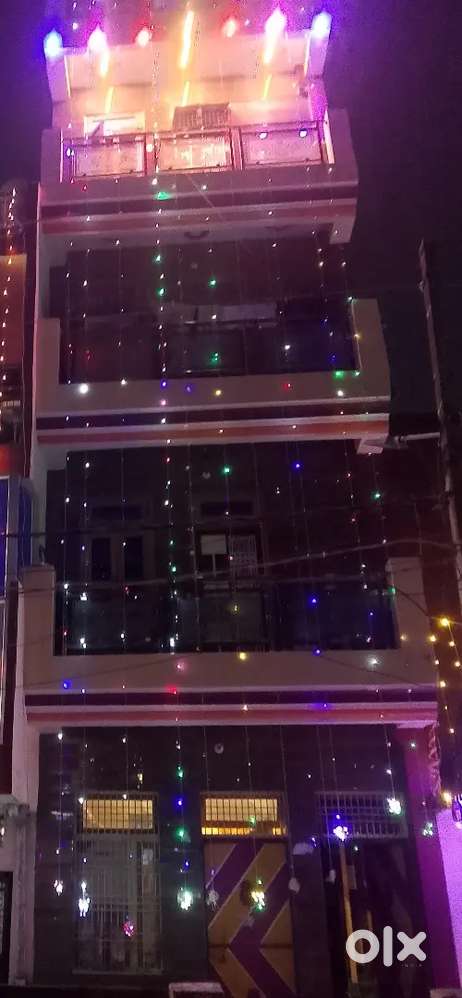 For rent small family and bachelor allowed