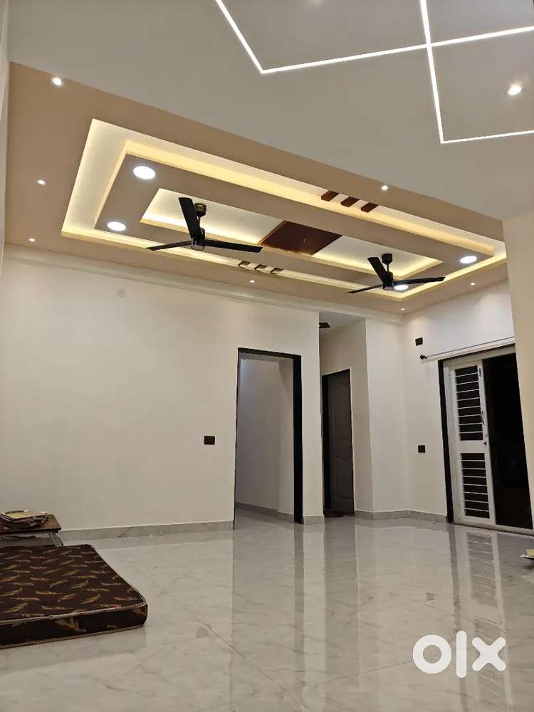 Female bachelors - Flat for Rent