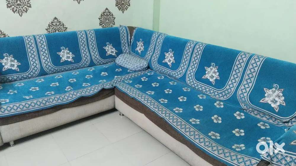 Woodn sofa