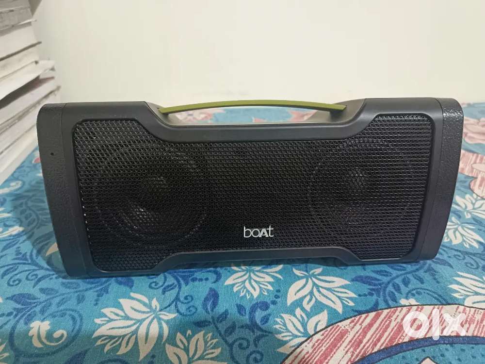 Boat Blutooth speaker