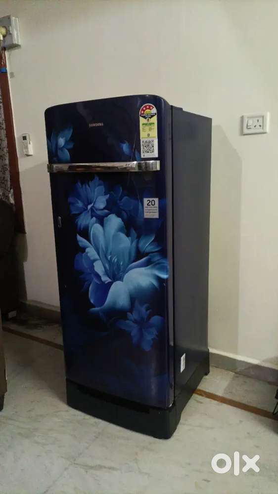 Samsung 215L Refrigerator, Excellent Condition 1 Year Old, Quick Sale