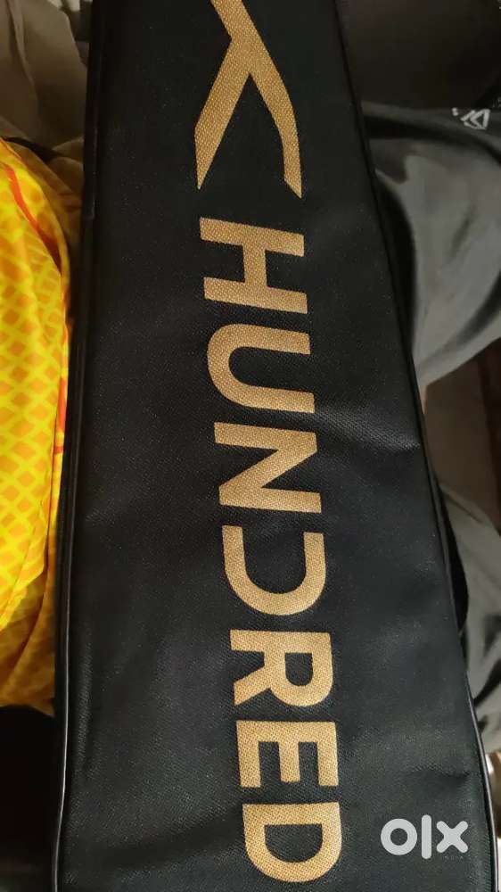 Badminton racket