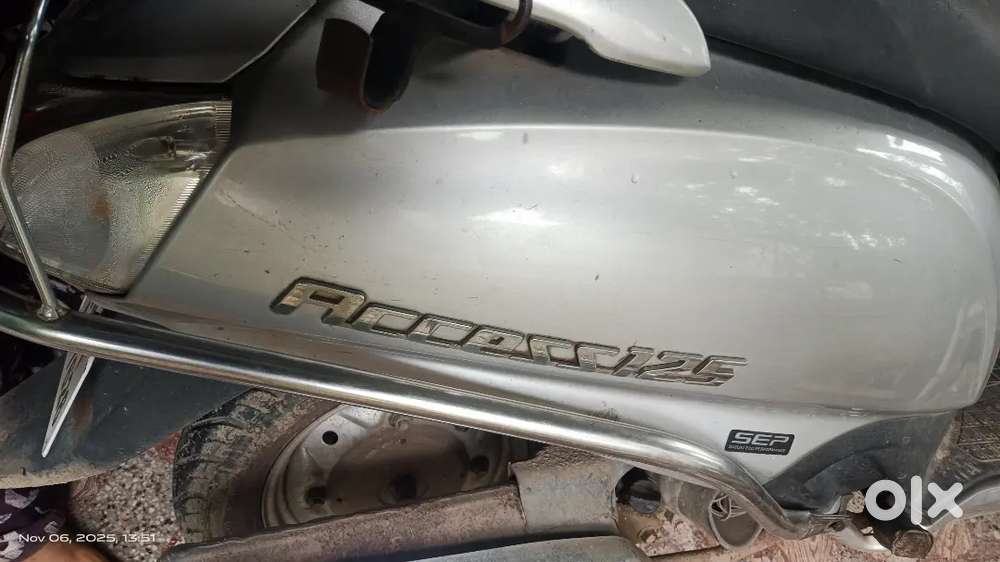 Scooter selling access 125