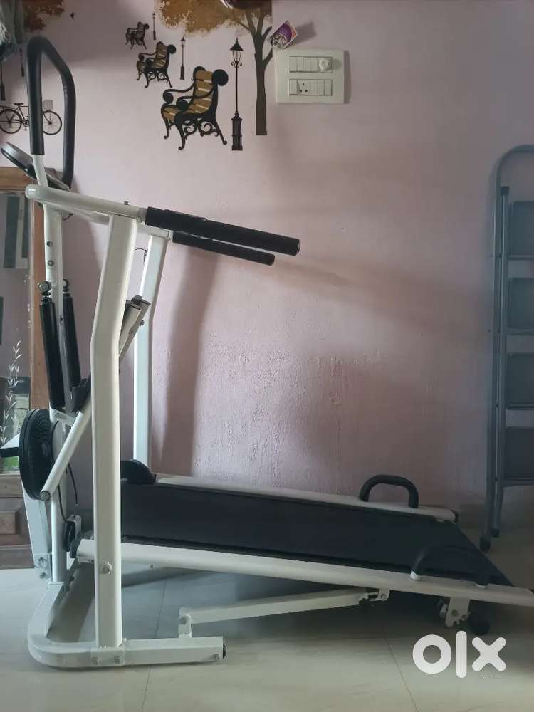 Treadmill with good condition and having calories burn display