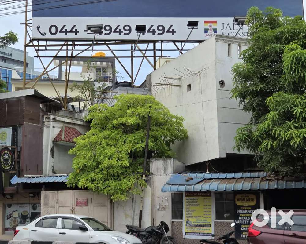 Commercial for rent on MGR road
