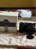 Sony ZV-E10 for Sale – Like New Condition!