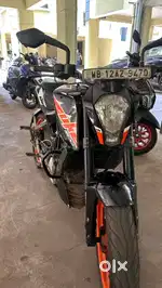 Ktm Duke Single user less driven on sale (Genuine Parts)
