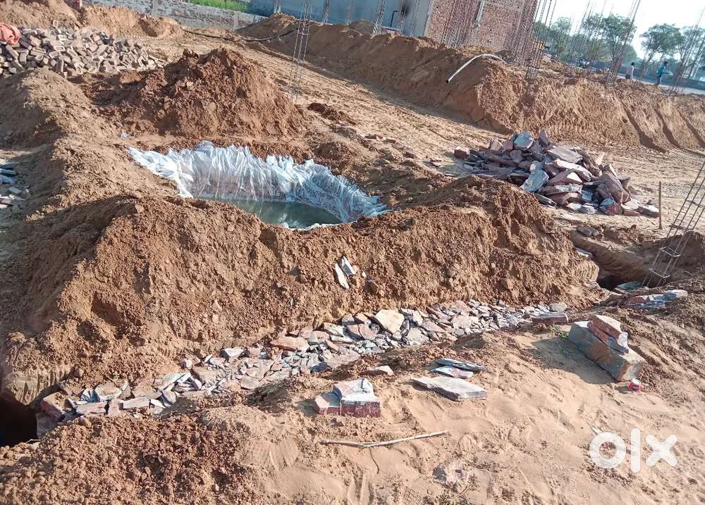 24*30 कि दो दुकाने