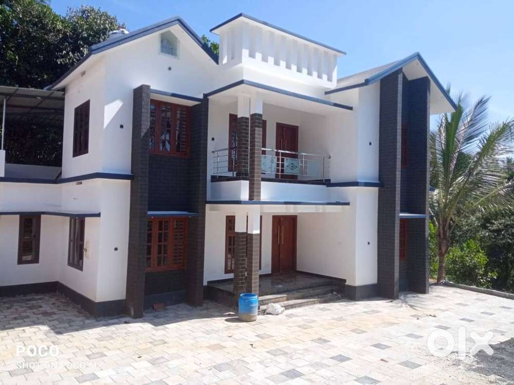 Spacious New Home for Sale – Ambalavayal Town, Wayanad