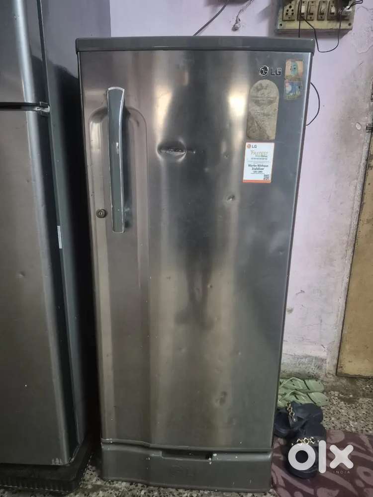 Lg full best conditions fridge