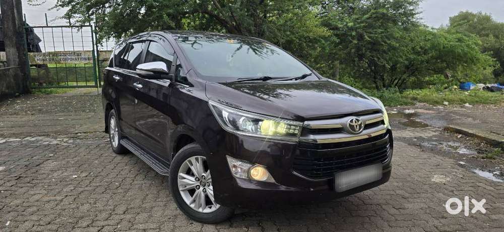 Toyota Innova Crysta 2.8Z Automatic, 2016, Diesel
