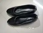 Black formal palm shoe