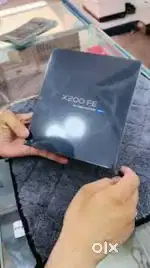 Vivo X200 fe ( yellow colour )