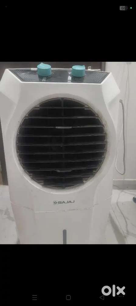 New BAJAJ

42 litre water tank/ Air Cooler)