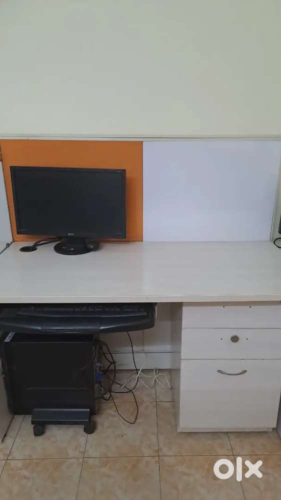 Office computer table
