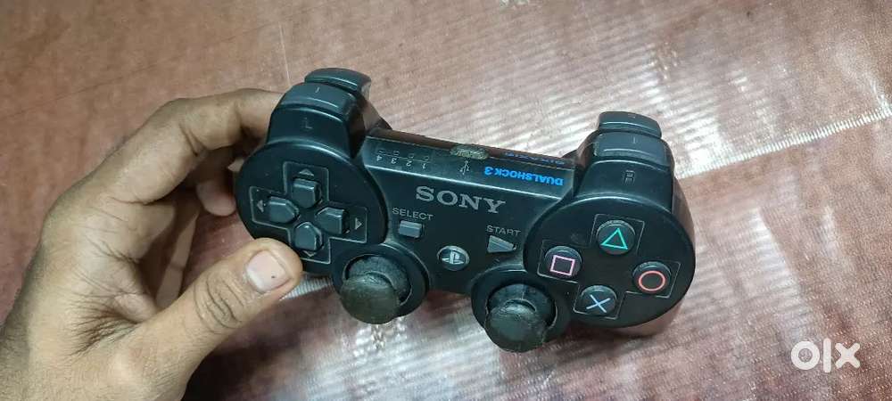 PS3 controller 1pis . sony original working condition sell