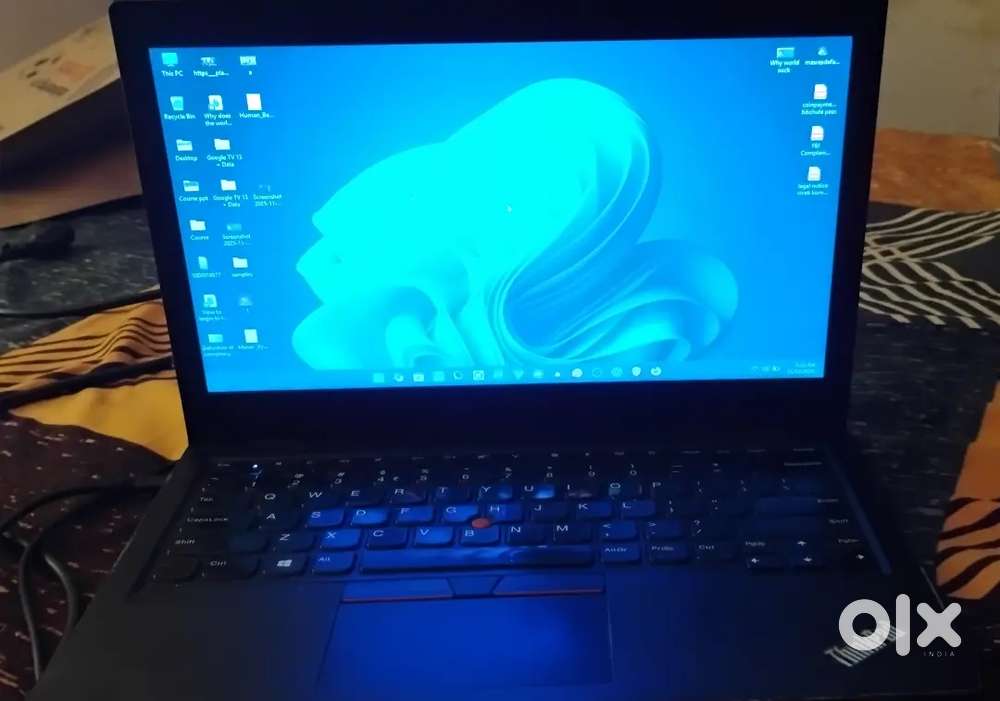 Intel i5 8th gen laptop with great battery backup