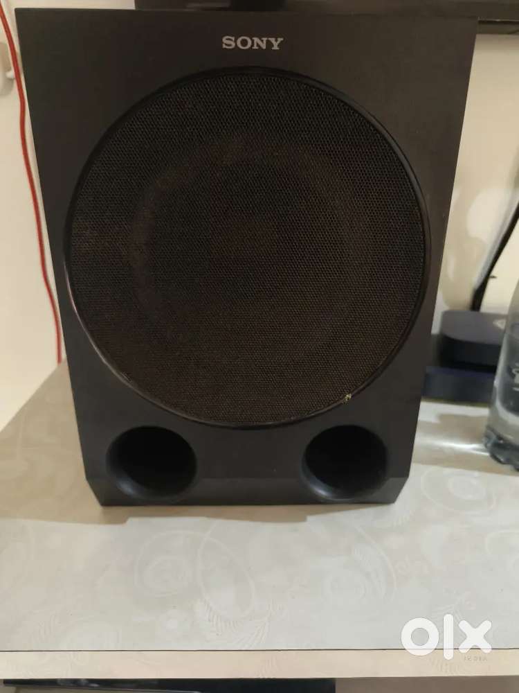 Sony HTIV Home theater system with Dolby digital surrounded sound 5.1