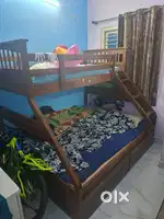 Queen size bunk bed