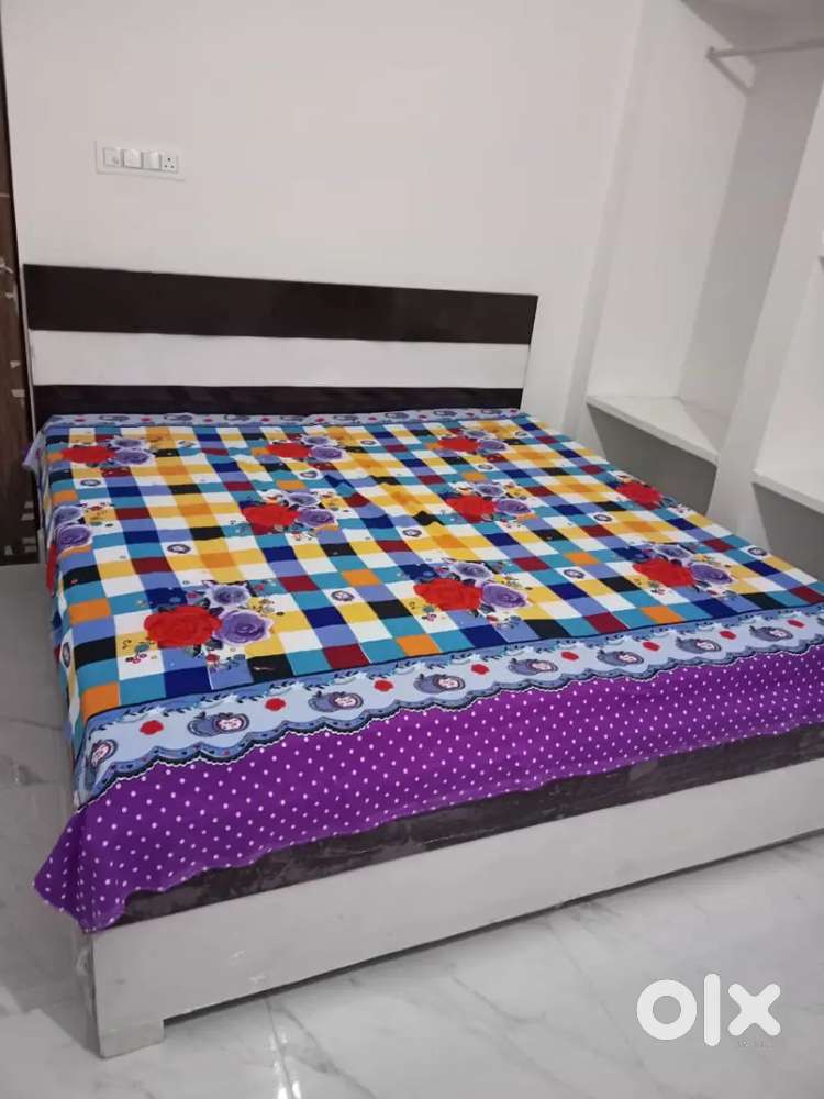 One room inbuilt kitchen available for rent