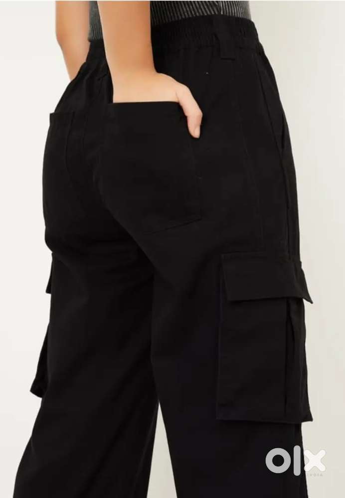 Black cargo jeans