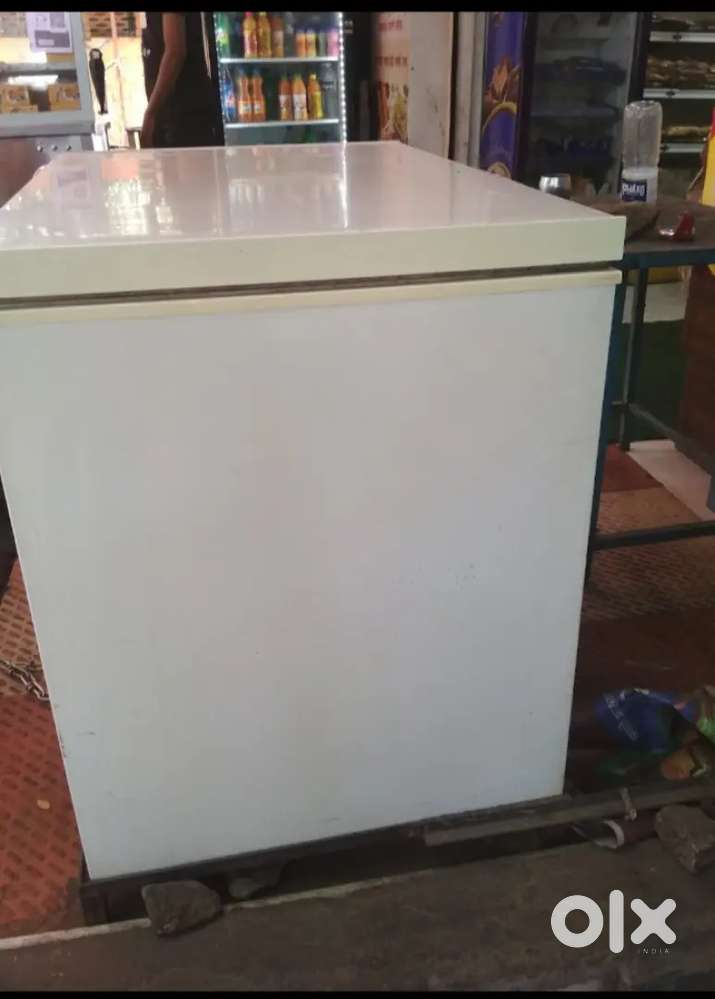 Deep freezer