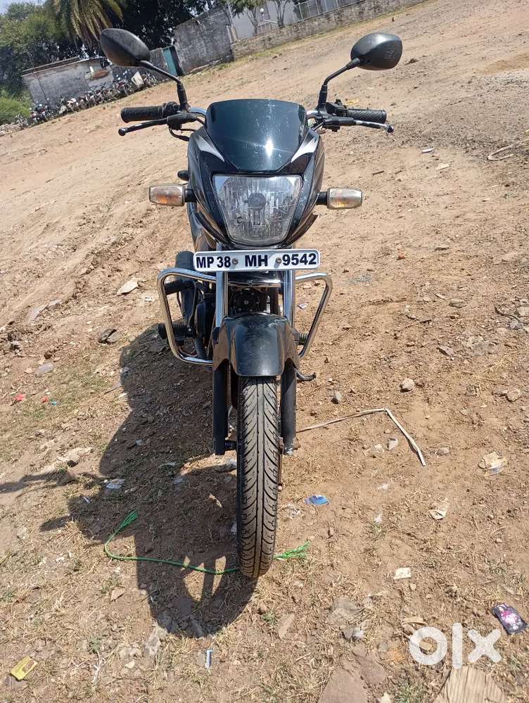 Good condition  new battery self start 60. Ka mileage