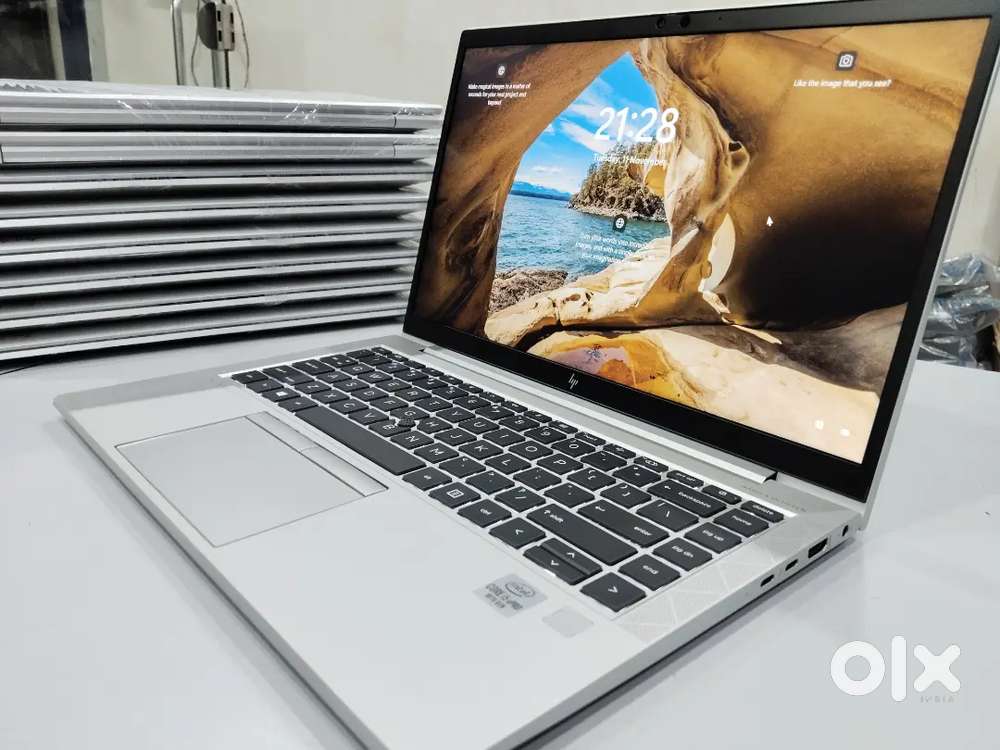 HP elitebook 840 G7, i5 LAPTOP ( STUDENTS OFFER )