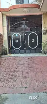 Good condition low budget house with negotiable price
