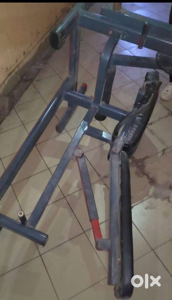 Leg curl and ext. machine available