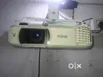 Epson EH-TW650 Native Full HD 1080p Home Theatre Projector