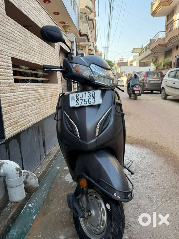 Want to sell new activa 5G