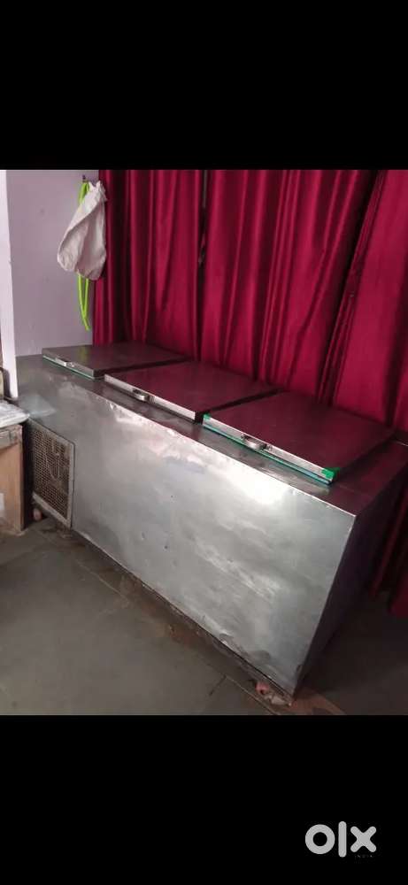 Stainless Steel Deep Freedger cap.4.5 Ton For Milk Dairy