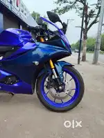 YAMAHA R15 V4 2023