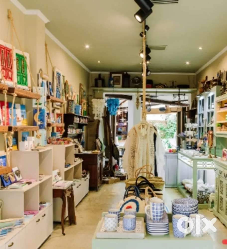 Good shop near roadside with good customer engagement