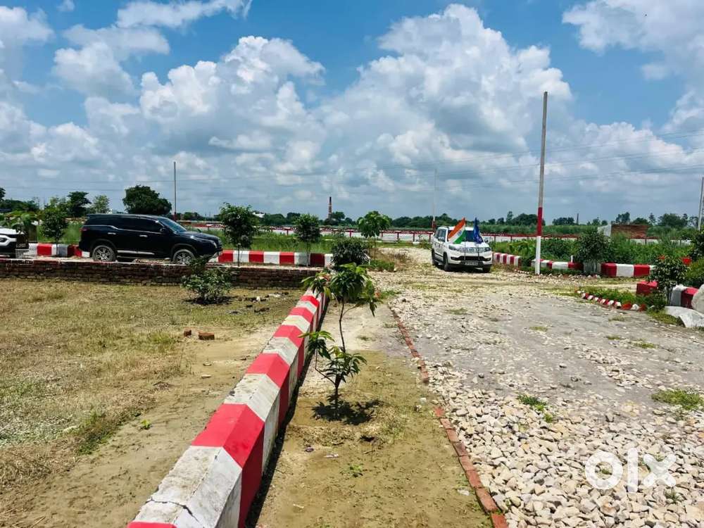 Sultanpur road Amethi market rambagh chaurahe se andar plot le 651/$s