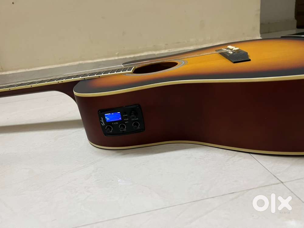 Techno Semi-Acoustic Guitar