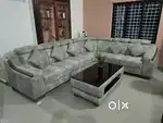 It's located very near to bustand