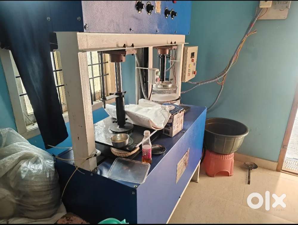 Paper plate mechine double die