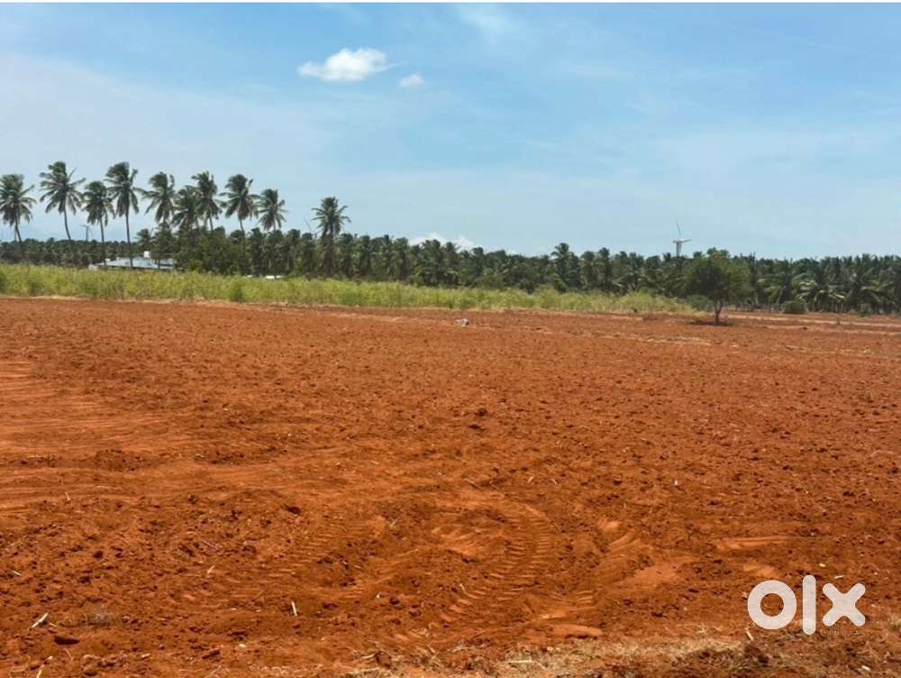 Farm land / farm house / agricultural land